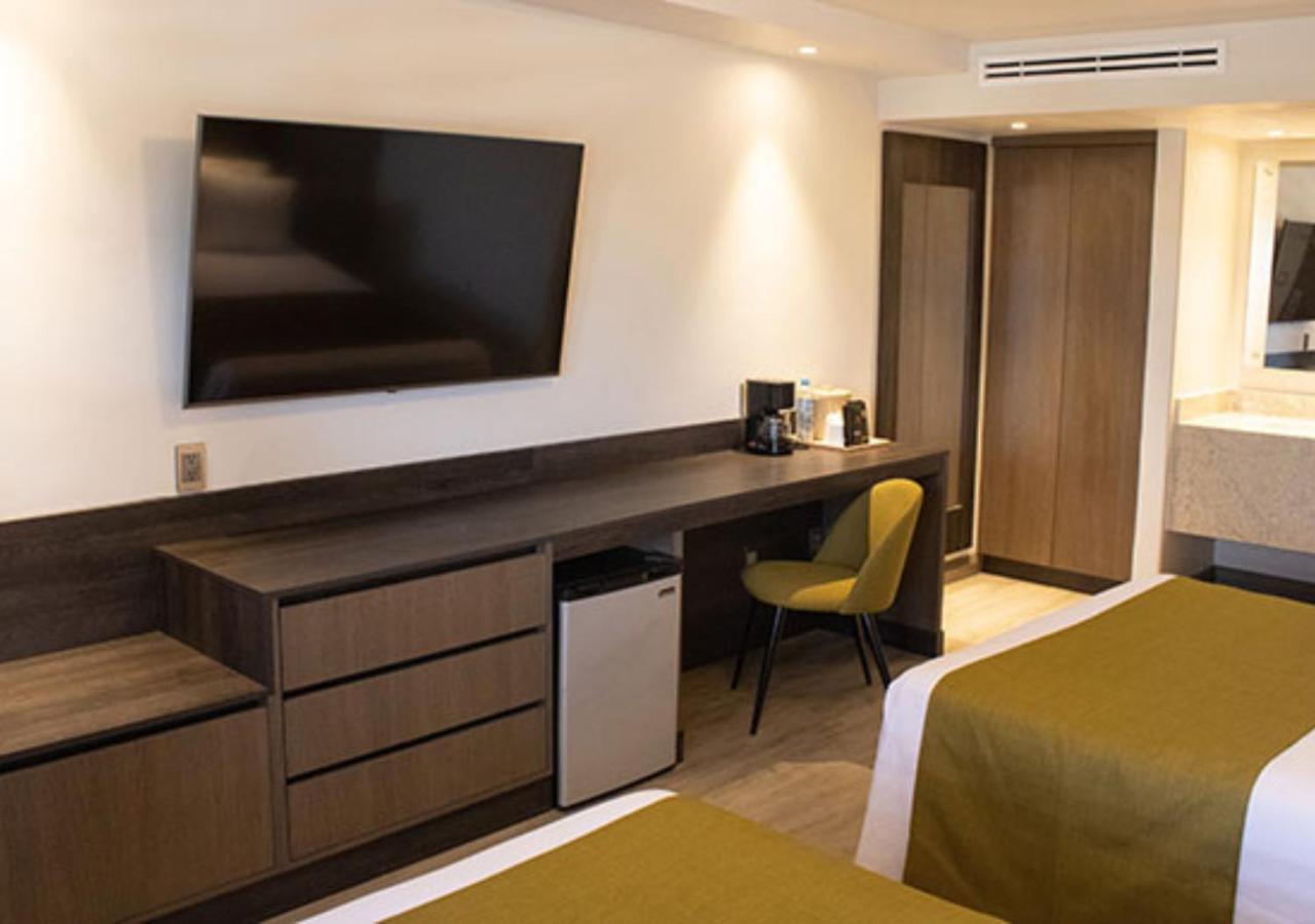 Hotel Calafia Mexicali Zewnętrze zdjęcie